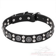 Collare "Galactic Style" con borchie rotonde per cane Collare "Galactic Style" con borchie rotonde per cane